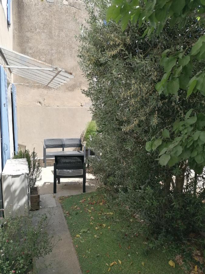 Maison De Village Saint-Barthélemy-de-Vals Buitenkant foto